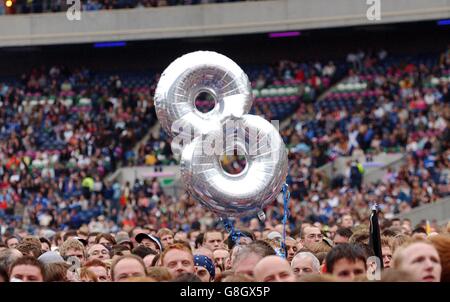 Live 8 Konzert - Endspurt - Murrayfield Stadion Stockfoto