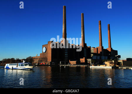 Volkswagen Werk - Wolfsburg. Ein Überblick über das Volkswagen Werk, Wolfsburg Stockfoto