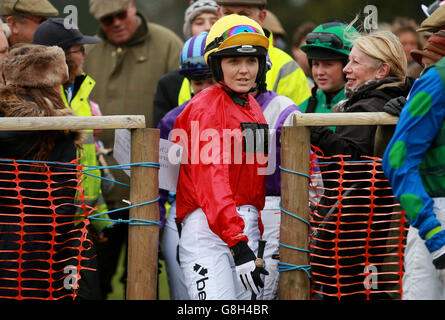 Victoria Pendleton während des Point-to-Point-Treffens in der Black Forest Lodge, Devon. Stockfoto