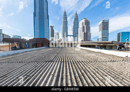 Pertonas Twin Towers Blick von Kampung Baru, eine malaiische Enklave im Zentrum von Kuala Lumpur, Stockfoto