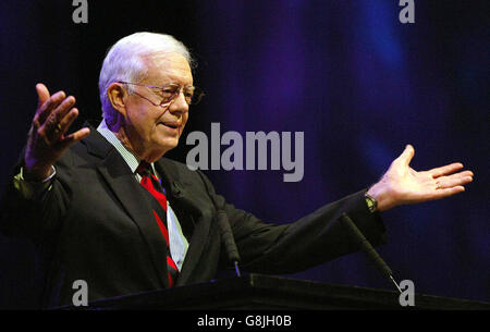 Ex-Präsident Jimmy Carter während der bibelstunde. Der Baptist World Congress findet alle fünf Jahre statt, wenn Mitglieder der Baptist World Alliance sich treffen, um als Baptist Christen zu beten und zu teilen. Die BWA wurde auf dem ersten Baptist World Congress in London im Juli 1905 gegründet. Stockfoto
