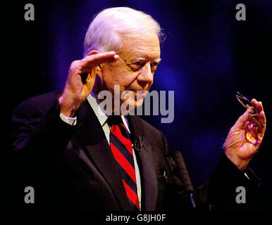 Ex-Präsident Jimmy Carter während der bibelstunde. Der Baptist World Congress findet alle fünf Jahre statt, wenn Mitglieder der Baptist World Alliance sich treffen, um als Baptist Christen zu beten und zu teilen. Die BWA wurde auf dem ersten Baptist World Congress in London im Juli 1905 gegründet. Stockfoto
