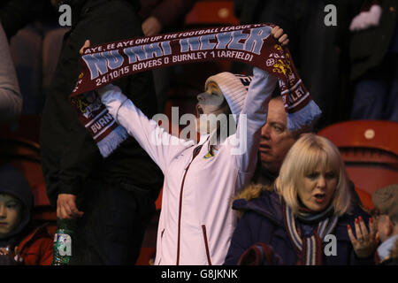 Middlesbrough gegen Burnley - Emirates FA Cup - Dritte Runde - Riverside Stadium. Ein Burnley-Fan zeigt ihre Unterstützung auf den Tribünen Stockfoto