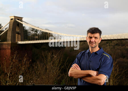 Clifton Suspension Bridge Wingsuit Kunststück Stockfoto