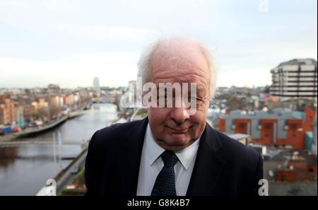 Regisseur Jim Sheridan beim Irish Film Board startet 2016 Projekte im Clarence Hotel in Dublin. Stockfoto