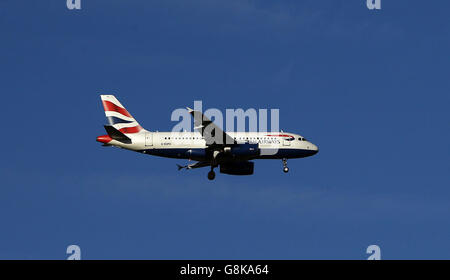 Flugzeug-Lager - Heathrow Flughafen Stockfoto