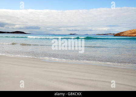 Einer von den berühmten weißen Sandstränden im Cape Le Grand National Park in der Nähe von Esperance, WA, Western Australia, Australien Stockfoto