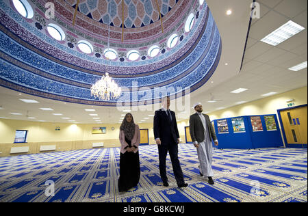 David Cameron Besuch Shantona Frauenzentrum Stockfoto