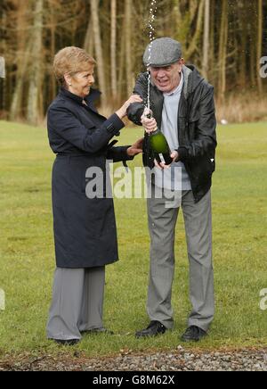 Arthur Howard Lottogewinn Stockfoto