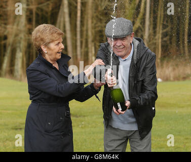 Arthur Howard Lottogewinn Stockfoto