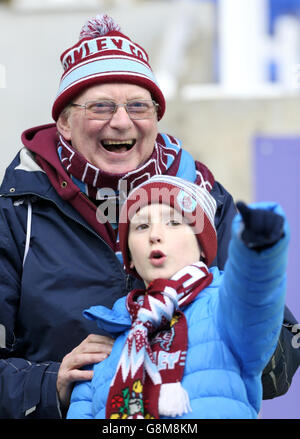 Reading V Burnley - Sky Bet Championship - Madejski Stadium. Burnley-Fans vor dem Anpfiff Stockfoto