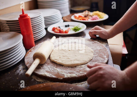 Bereit, Pizza Kochen Stockfoto