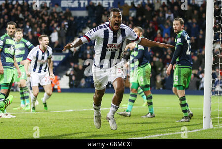 Salomon Rondon von West Bromwich Albion feiert sein erstes Tor im Spiel der Barclays Premier League im Hawthorns, West Bromwich. Stockfoto