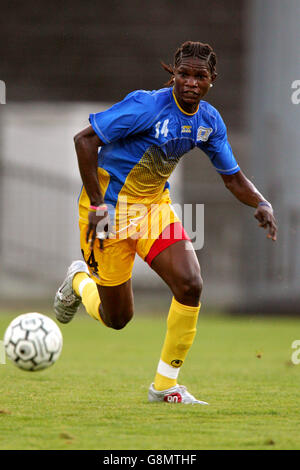 Fußball - Internationale Freundschaften - DR Kongo / Guinea - Stade Yves Du Manoir. Ilongo Ngasanya, DR Kongo Stockfoto