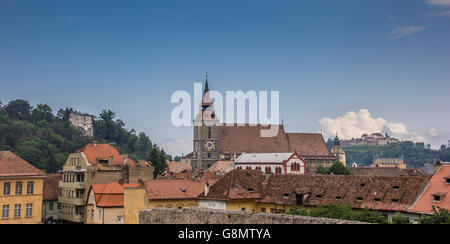 Panorama von Brasov und die schwarze Kirche, Rumänien Stockfoto