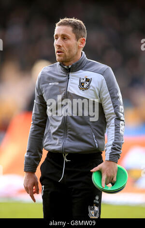 Port Vale gegen Coventry City - Sky Bet League One - Vale Park. Michael Brown, Trainer von Port-vale Stockfoto