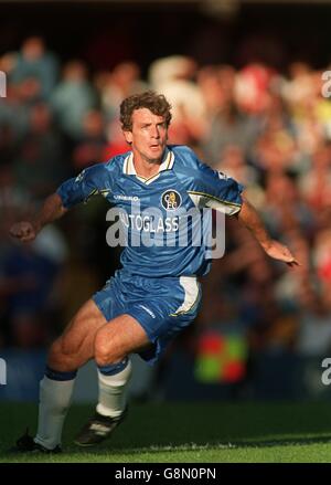 Fußball - FA Carling Premiership - Chelsea / Arsenal. Mark Hughes, Chelsea Stockfoto