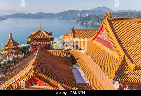 Aussicht vom Gipfel des 北方文物 Tempels von Sonne-Mond-See, Taiwan Stockfoto