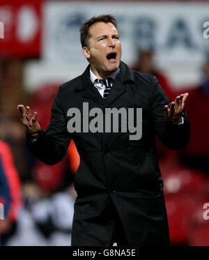 Brentford / Derby County - Sky Bet Championship - Griffin Park. Derby County Manager Darren Wassall feiert nach dem letzten Pfiff Stockfoto