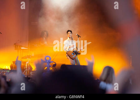 Im Fokus: Musiker Prince stirbt bei 57 21. April 2016 Aufnahmen Hop Farm Festival 2011 obligatorisch Credit: Glamourstock Stockfoto