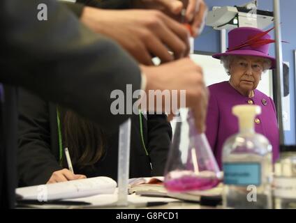 Königlicher Besuch in Lister Community School Stockfoto