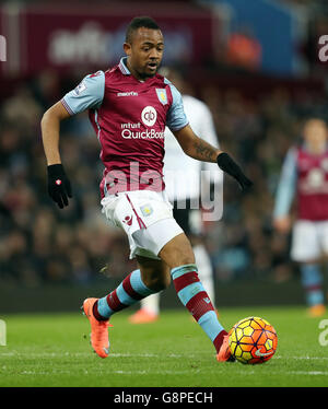 Aston Villa gegen Everton - Barclays Premier League - Villa Park. Jordan Aiew von Aston Villa während des Spiels der Barclays Premier League in Villa Park, Birmingham. Stockfoto