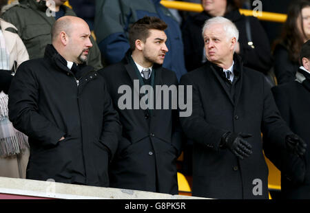 Wolverhampton Wanderers / Derby County - Sky Bet Championship - Molineux. Sam Rush, Chief Executive von Derby County (links) Stockfoto