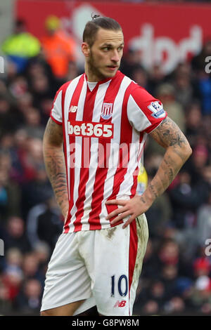 Stoke / Aston Villa - Barclays Premier League - Britannia Stadium. Marko Arnautovic von Stoke City Stockfoto