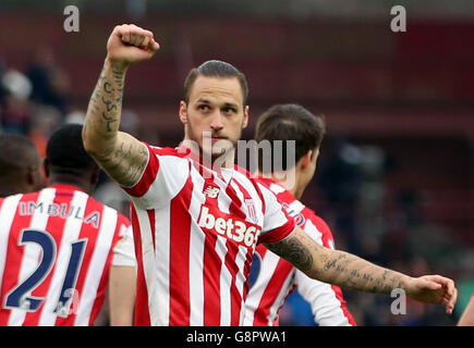 Stoke / Aston Villa - Barclays Premier League - Britannia Stadium. Marko Arnautovic von Stoke City feiert das erste Tor seines Spielers Stockfoto