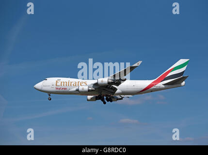 Emirate-TNT Airways Boeing 747-4HAERF FRACHTFLUG Registrierung 00-THC.  SCO 10.489. Stockfoto