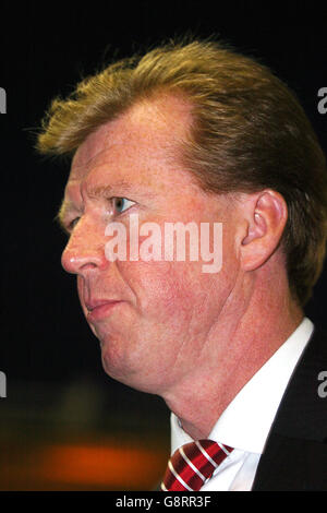 Fußball - UEFA-Cup - erste Runde - erste Etappe - Middlesbrough / FC Xanthi - Riverside. Steve McClaren, Middlesbrough Manager Stockfoto