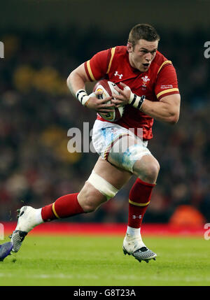 Wales' Dan Lydiate während des RBS Six Nations-Spiels 2016 im Fürstentum Stadium, Cardiff. Stockfoto