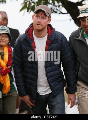Prinz Harry besucht das Dorf Leorani in Nepal. Stockfoto