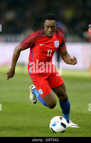 Englands Danny Welbeck in Aktion beim Internationalen Freundschaftsspiel im Olympiastadion in Berlin. Stockfoto