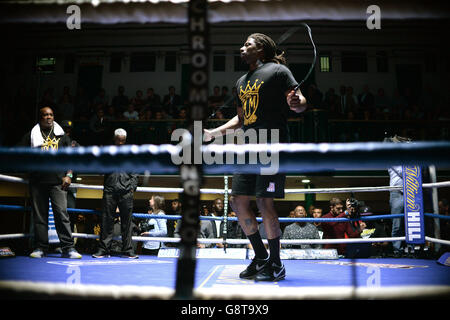 Anthony Joshua und Charles Martin Public Workout - York Hall Stockfoto