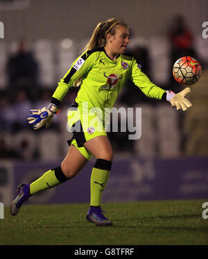 Arsenal Ladies V Lesung Damen - FA Damen Superliga - Boreham Wood Fußballplatz Club Stockfoto