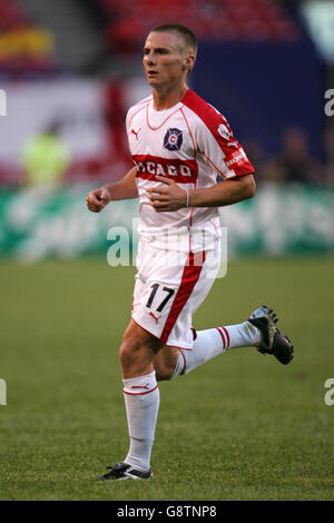 Fußball - MLS - Chicago Fire / MetroStars - Giants Stadium. Chris Rolfe, Chicago Fire Stockfoto