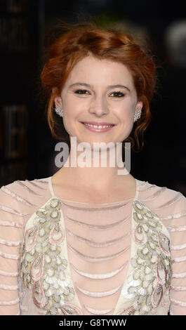 Jessie Buckley bei den Laurence Olivier Awards im Royal Opera House in London. DRÜCKEN Sie VERBANDSFOTO. Bilddatum: Sonntag, 3. April 2016. Bildnachweis sollte lauten: Ian West/PA Wire Stockfoto