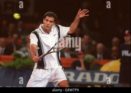 Tennis - ATP Tour Championship - Hannover, Deutschland - Pete Sampras V Carlos Moya Stockfoto