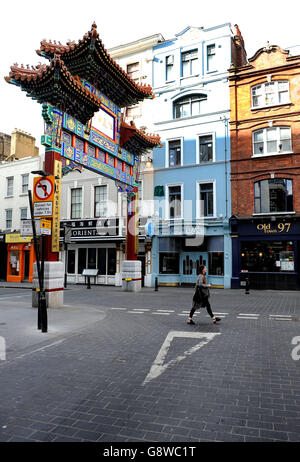 Das Restaurant Morden & Lea (Mitte) in Chinatown, London, wo vor 111 Jahren ein Treffen stattfand, das zur Gründung des Magic Circle führte. Stockfoto