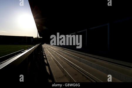 Eine allgemeine Ansicht des Pirelli Stadions vor dem Sky Bet League One Spiel im Pirelli Stadium, Burton-on-Trent. Stockfoto