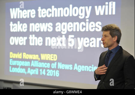 David Rowan, Redakteur des Wired Magazine, Konferenz der Europäischen Allianz der Nachrichtenagenturen (EANA), Grange Tower Hotel, London. Stockfoto