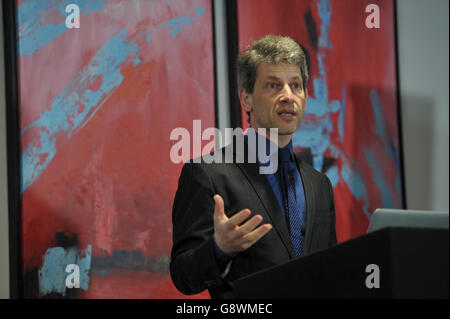 David Rowan, Redakteur des Wired Magazine, Konferenz der Europäischen Allianz der Nachrichtenagenturen (EANA), Grange Tower Hotel, London. Stockfoto