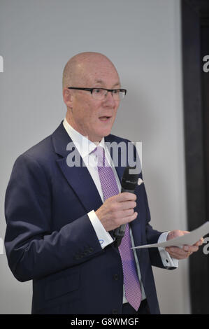 CEO Clive Marshall bei der Konferenz der European Alliance of News Agencies (EANA), Grange Tower Hotel, London. Stockfoto