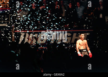 Boxen - World Featherweight Championship - Naseem Hamed gegen Kevin Kelley. Prinz Naseem Hamed tritt für den Kampf gegen Kevin Kelley ein Stockfoto