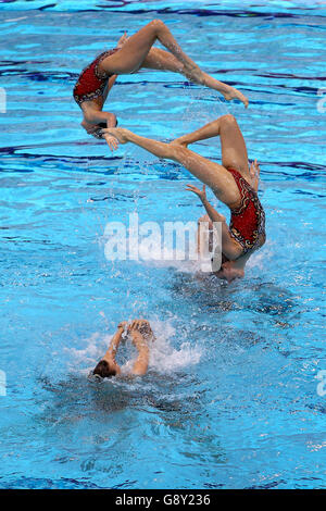 Am vierten Tag der Europameisterschaft im Wassersportzentrum in Stratford nimmt Russland am Synchronschwimmen-Freikombinationsfinale Teil. Stockfoto