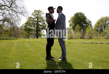 Anthony Joshua / Dominic Breazeale Pressekonferenz - Hilton Syon Park. Anthony Joshua und Dominic Breazeale stehen vor der Pressekonferenz im Hilton Syon Park, London, für einen Kopf-an-Kopf-Kopf-Einsatz. Stockfoto