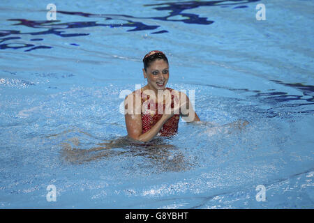 Die Italienerin Linda Cerruti tritt am vierten Tag der Aquatikeuropameisterschaft im London Aquatics Centre in Stratford im technischen Einzelfinale an. DRÜCKEN Sie VERBANDSFOTO. Bilddatum: Donnerstag, 12. Mai 2016. Siehe PA Geschichte TAUCHEN London. Bildnachweis sollte lauten: John Walton/PA Wire. EINSCHRÄNKUNGEN: , Keine kommerzielle Nutzung ohne vorherige Genehmigung, bitte kontaktieren Sie PA Images für weitere Informationen: Tel: +44 (0) 115 8447447. Stockfoto