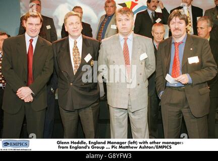 Fußball - Europameisterschaft 2000 Qualifikationsrunde Auslosung - Gent, Belgien Stockfoto