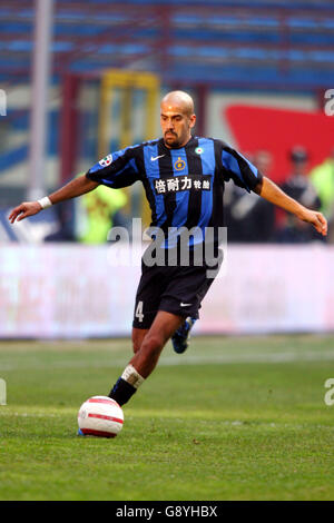 Fußball - Italienische Serie A - Inter Mailand / Livorno - Giuseppe Meazza. Juan Sebastian Veron, Inter Mailand Stockfoto